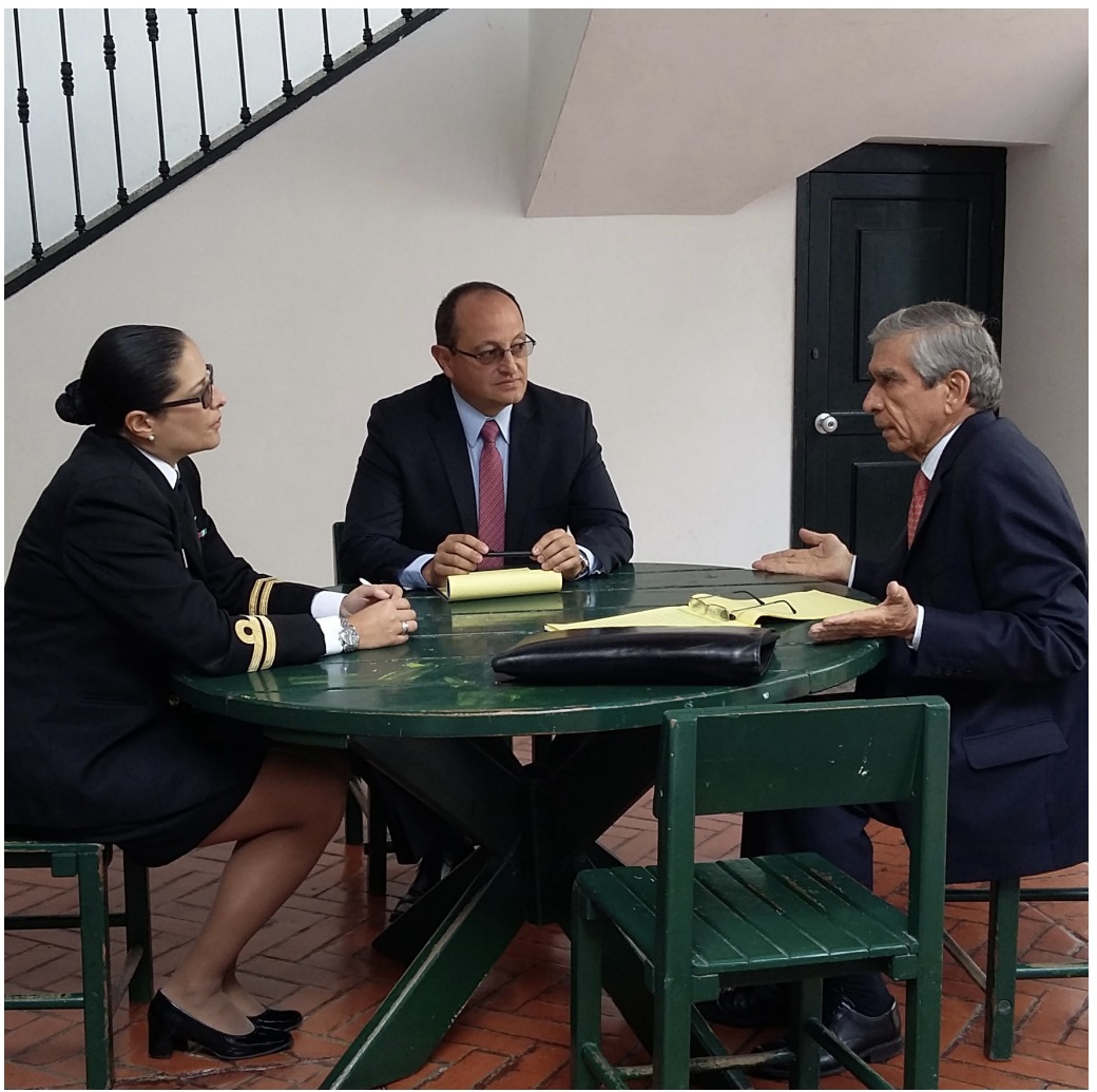 De izquierda a derecha: Juanita Millán, César Castaño y Jorge mora Rangel.