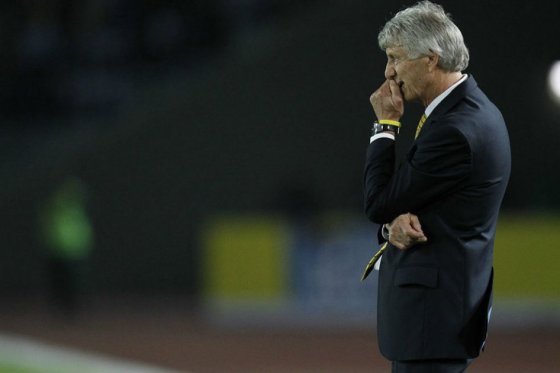 El dilema de Pékerman con los colombianos en el fútbol chino