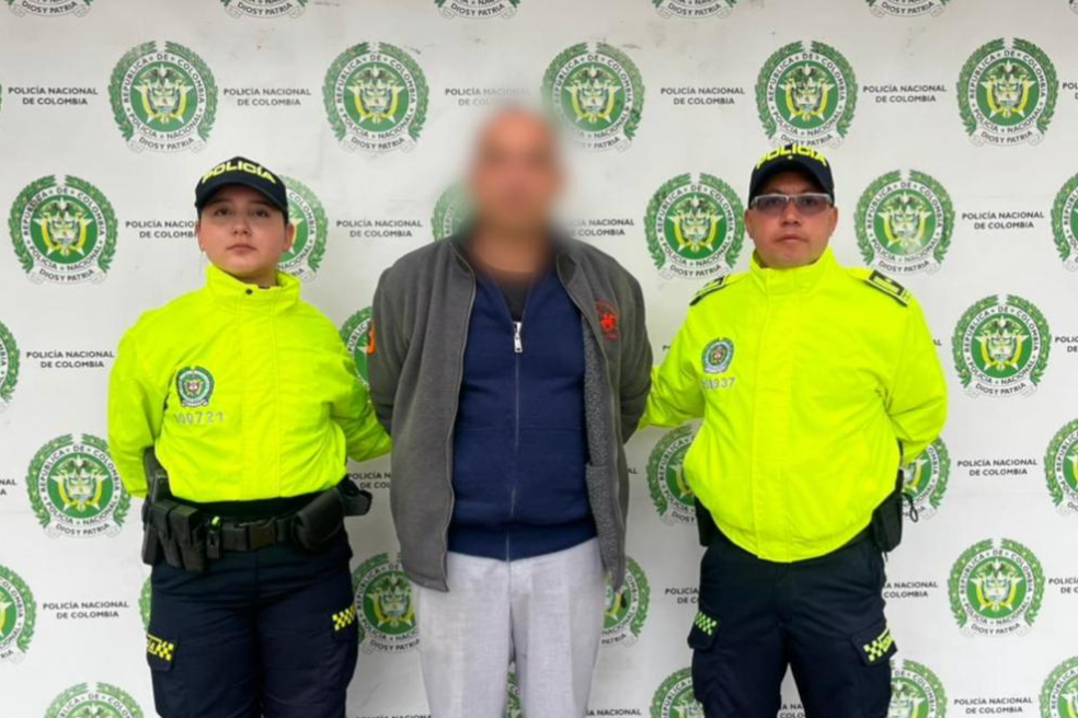 Capturan a un hombre señalado de camuflar cocaína en pianos y generadores eléctricos