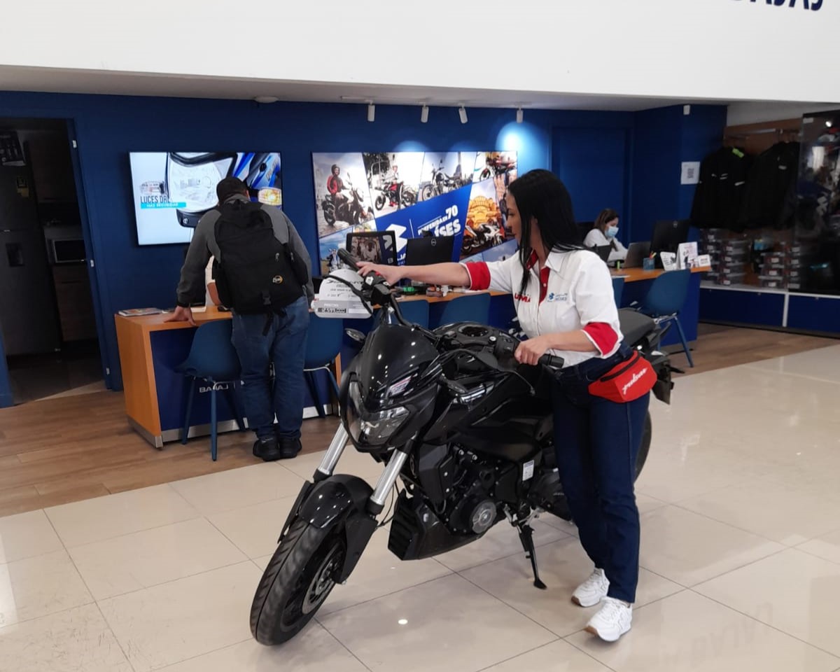 Tenga en cuenta estas recomendaciones al comprar una moto por primera vez