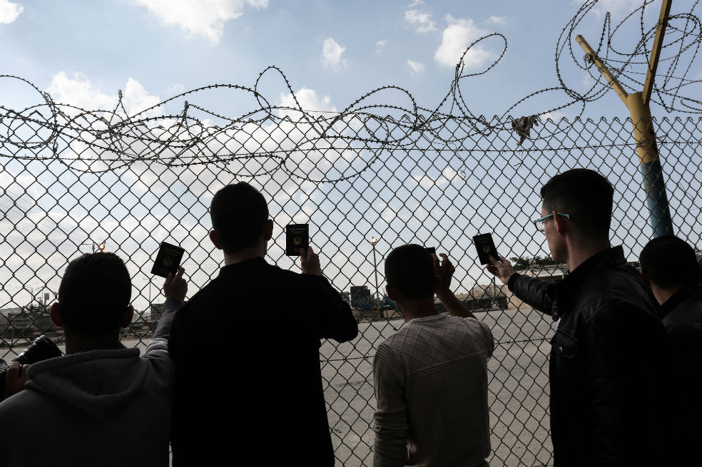 Grupos palestinos quieren elecciones a finales de 2018