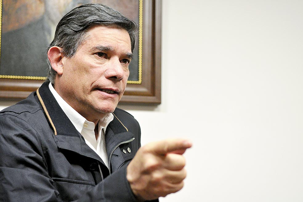‘Es muy difícil llegar a la derrotamilitar de las Farc’