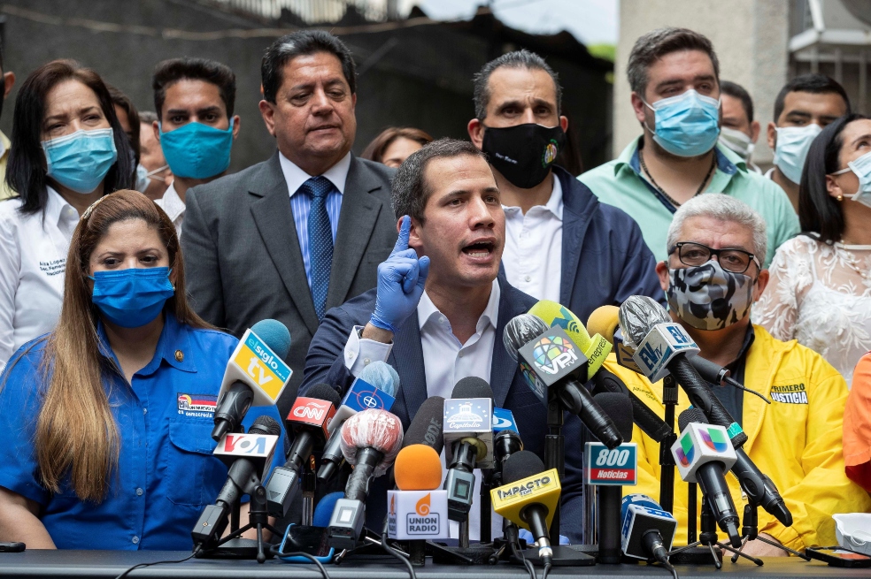 El líder opositor venezolano, Juan Guaidó, hizo hoy una rueda de prensa para denunciar nuevamente al gobierno de Nicolás Maduro.