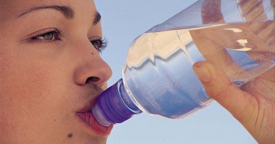 ¿Cuándo es el mejor momento para tomar agua?
