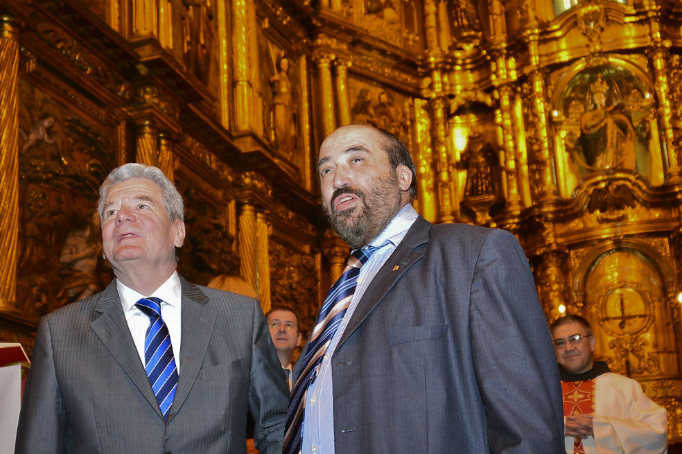 Guillermo León Escobar Herrán, pensador más que embajador