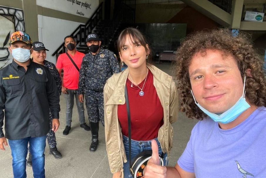 Luisito Comunica no aguanta más y estalla en contra de Maduro: “Pinche iletrado”