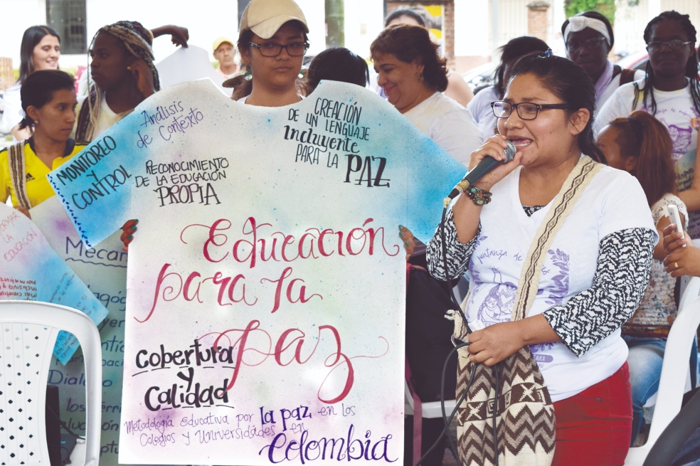 «¡La paz sin las mujeres, no va!»
