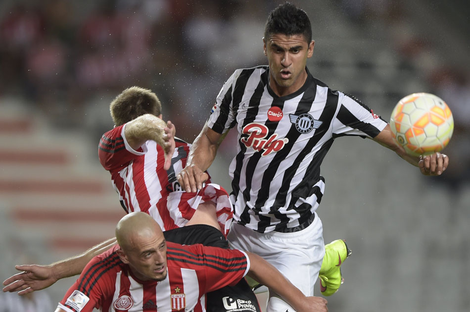 Estudiantes venció a Libertad en el Grupo 7 de la Libertadores