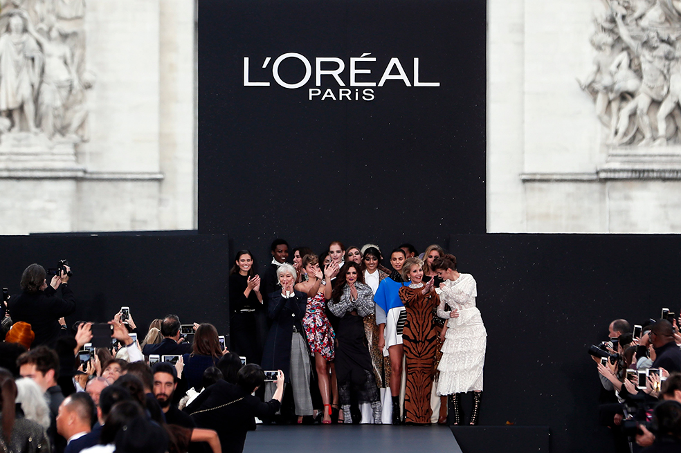 Taliana Vargas en el desfile de L’Óreal en la Semana de la Moda de París