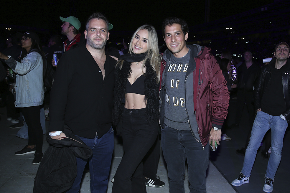 Sriel Homsany, Katherine Jen, Jose Pirla Coldplay