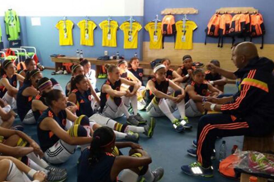 Selección Colombia femenina gana en su debut ante Uruguay