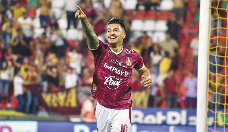Yeison Guzmán, el 10 clásico que ilusiona al Deportes Tolima