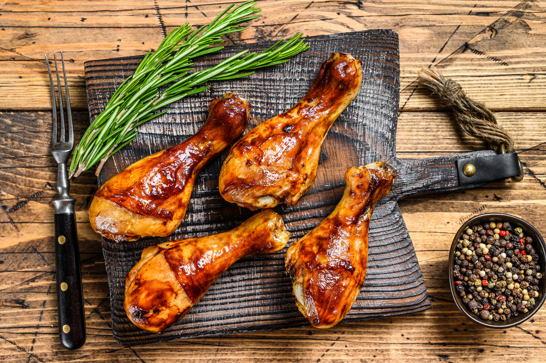 Muslos de pollo en salsa BBQ