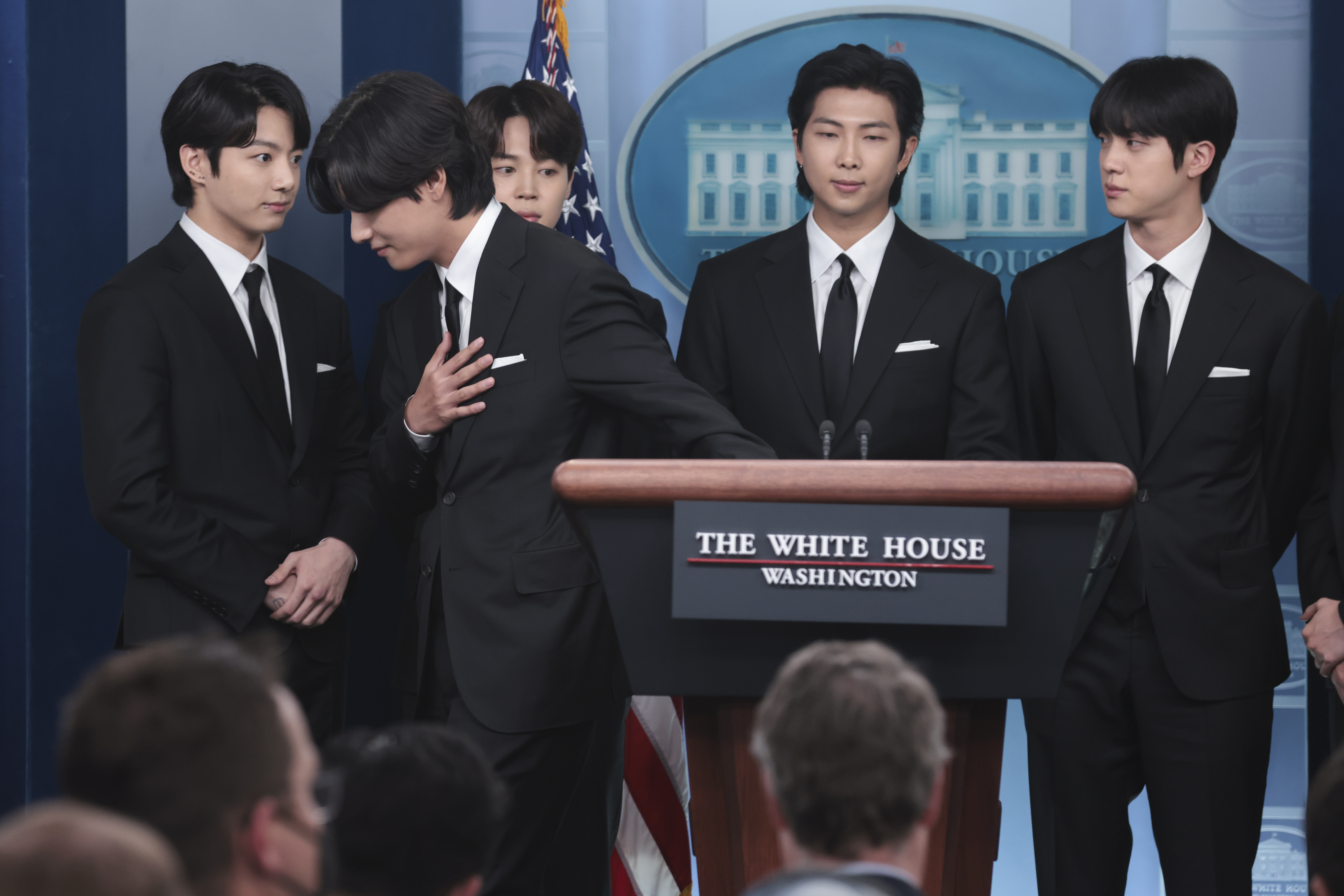 Biden se reunió con el grupo de K-pop BTS en la Casa Blanca, ¿de qué hablaron?