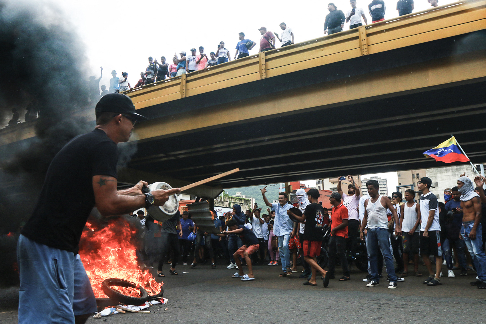 Presos por protestas por elecciones en Venezuela reciben alimentación “deficiente”