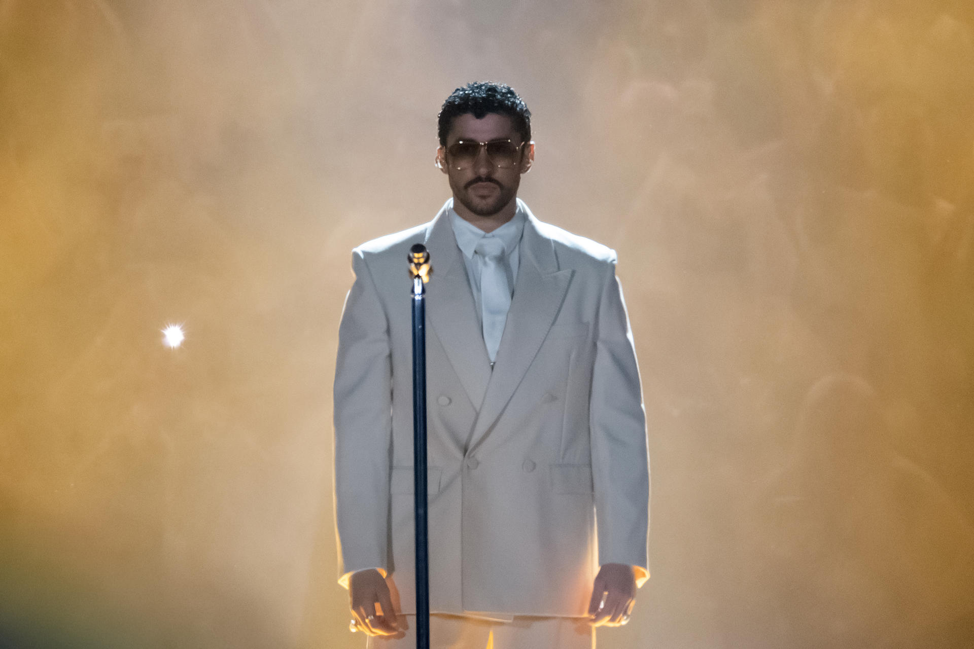 Bad Bunny en la Met Gala 2026: el cantante sorprendió con increíble transformación