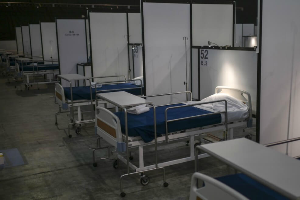 Hospitales y clínicas piden al Gobierno un pago por las camas vacías