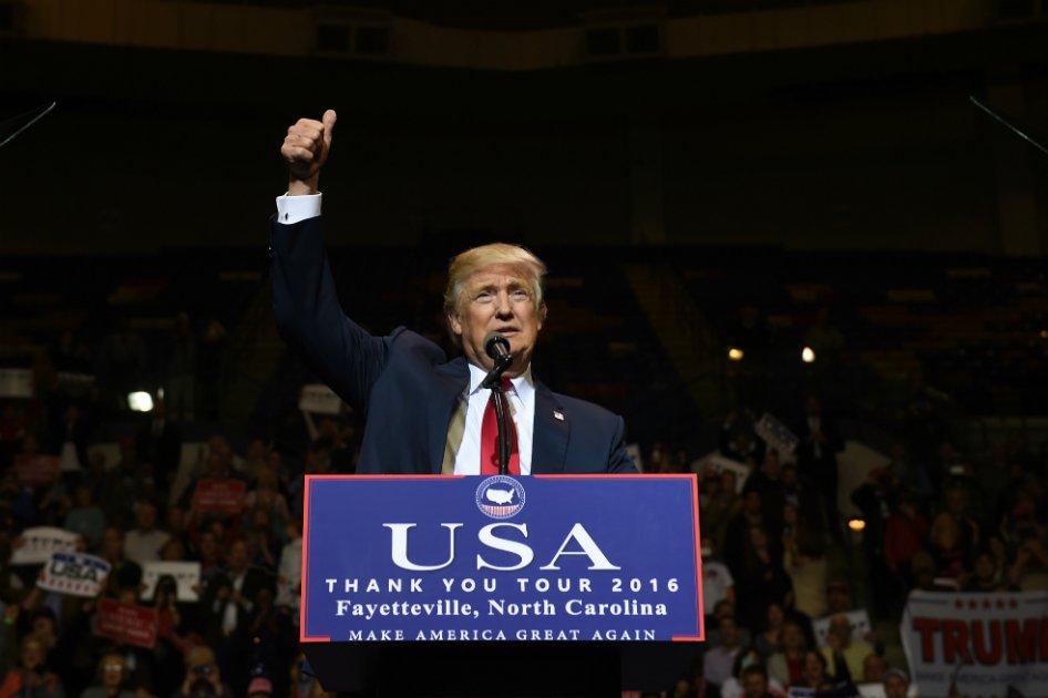 Trump iniciará construcción del muro con México apenas asuma la presidencia