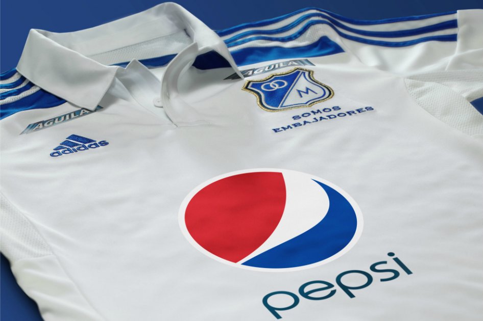 Millonarios presentó su nueva camiseta de visitante