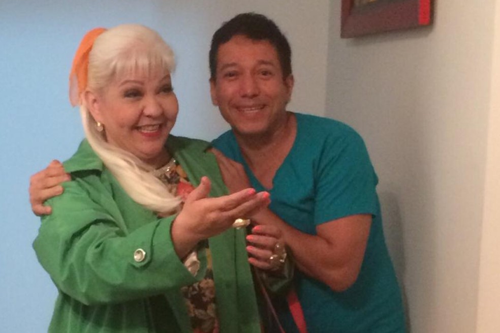 Nota Bruja dioselina
Cindy Katerine Martínez López
Cindy Katerine Martínez López
La ‘bruja Dioselina’ recuerda a ‘la gorda Fabiola’: “me abrazó y me dio un beso”
Gustavo Villanueva, humorista de ‘Sábados Felices’, reveló a Vea cómo se enteró de la muerte de ‘la gorda Fabiola’, sus mejores anécdotas con ella, y por qué se convirtió en su madrina.