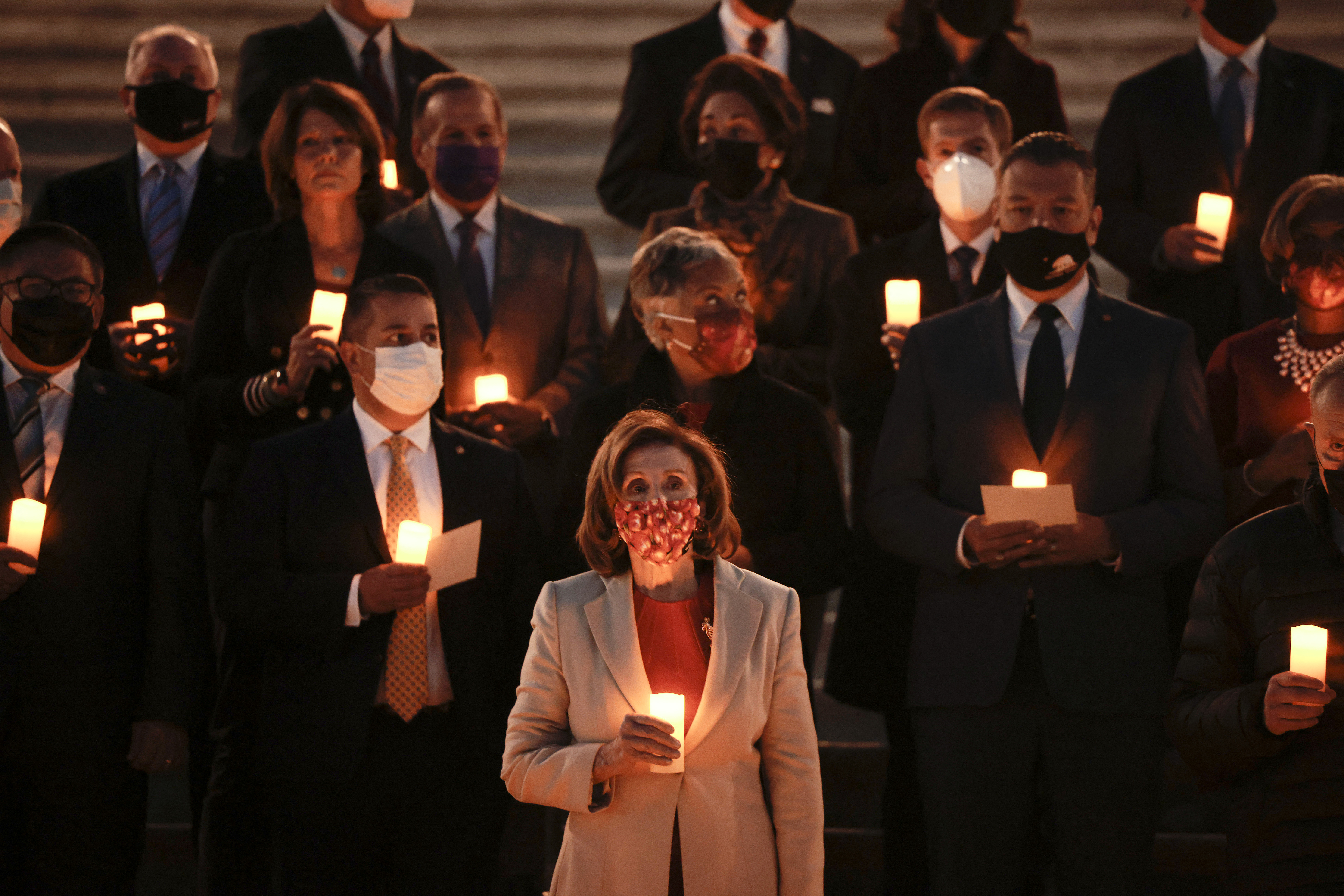 EE. UU. supera las 800.000 muertes por covid; estos son los estados más afectados
