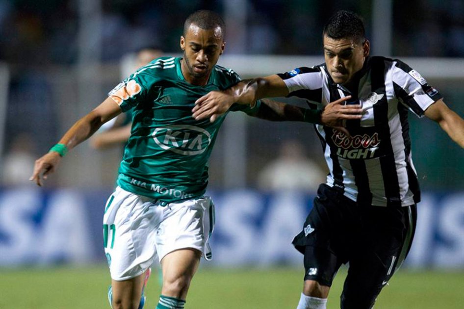 Palmeiras se instaló en octavos de final de la Libertadores