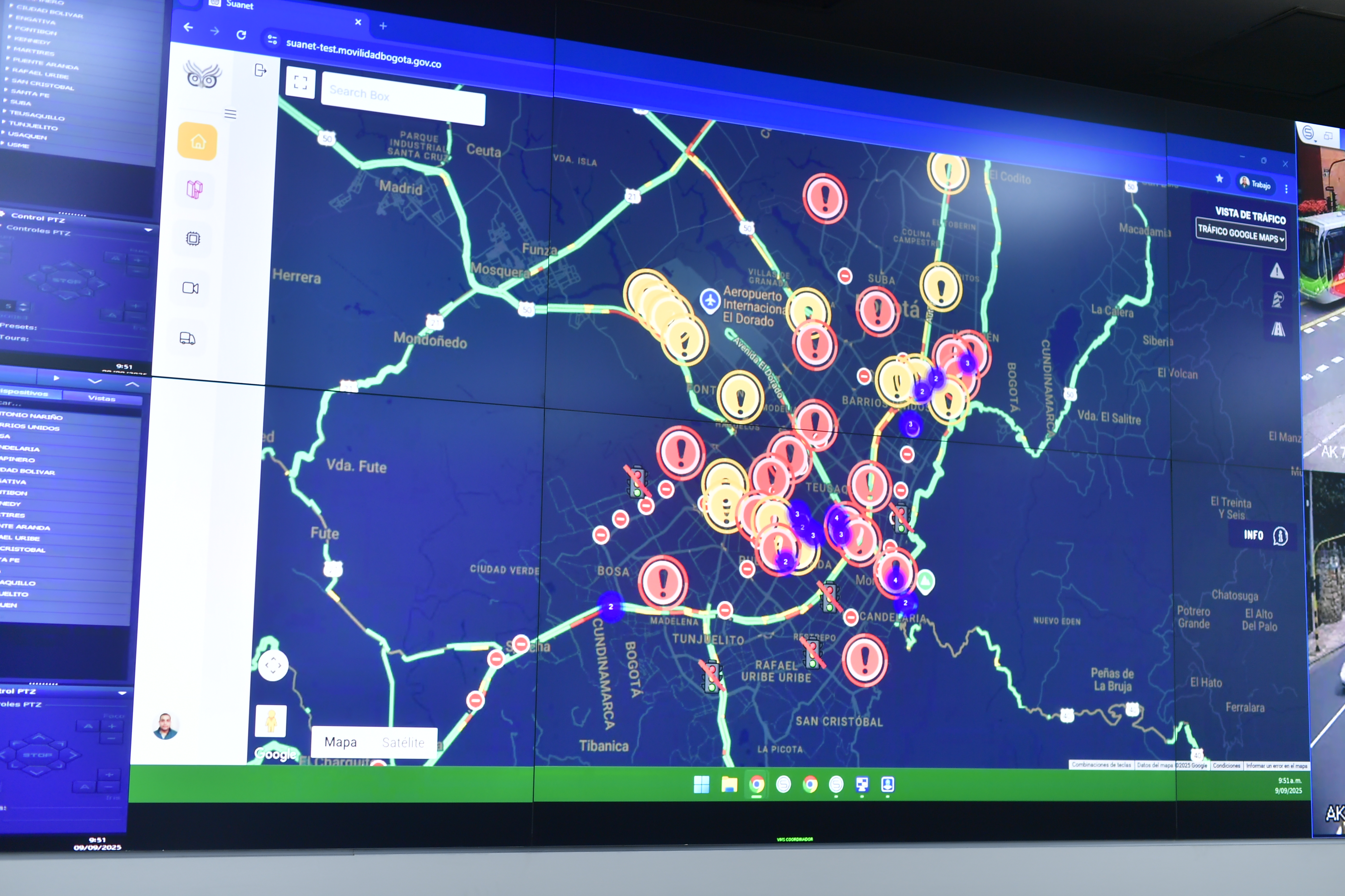Instalaciones y funcionarios de este centro, que monitorea el tránsito de la ciudad de Bogotá