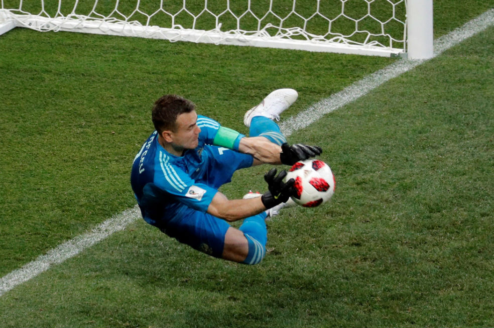 Igor Akinfeev, la Cortina de Hierro de Rusia