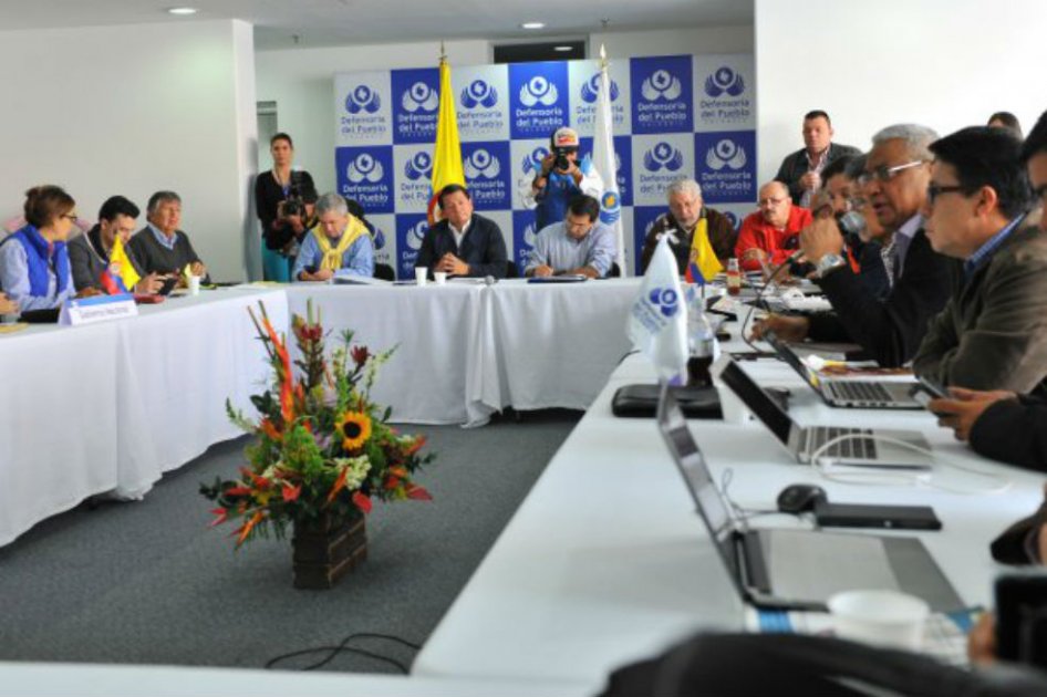 Gobierno y Fecode se sentarán de nuevo a negociar esta tarde