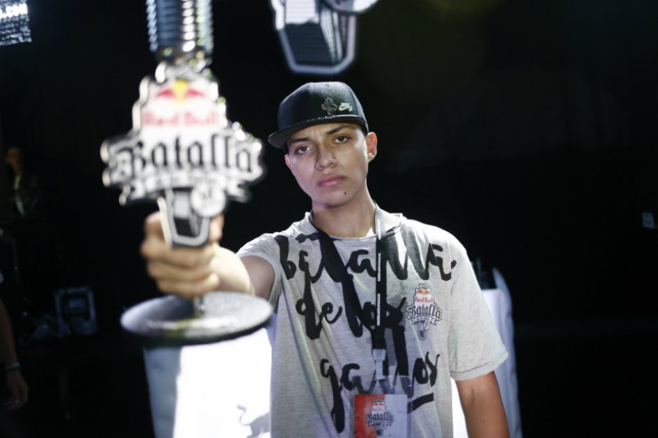 Valles-T, el rey de la Batalla de los Gallos