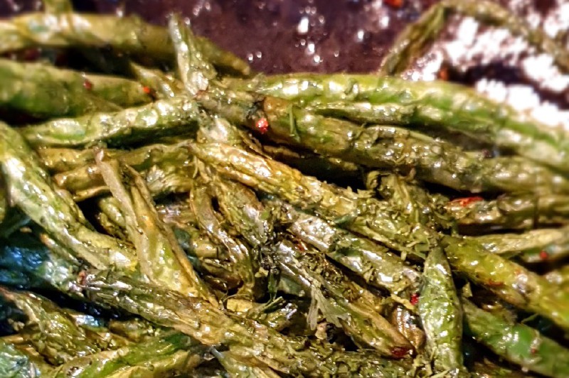 Harry Sasson: receta para preparar habichuelines fritos con ajo y cilantro