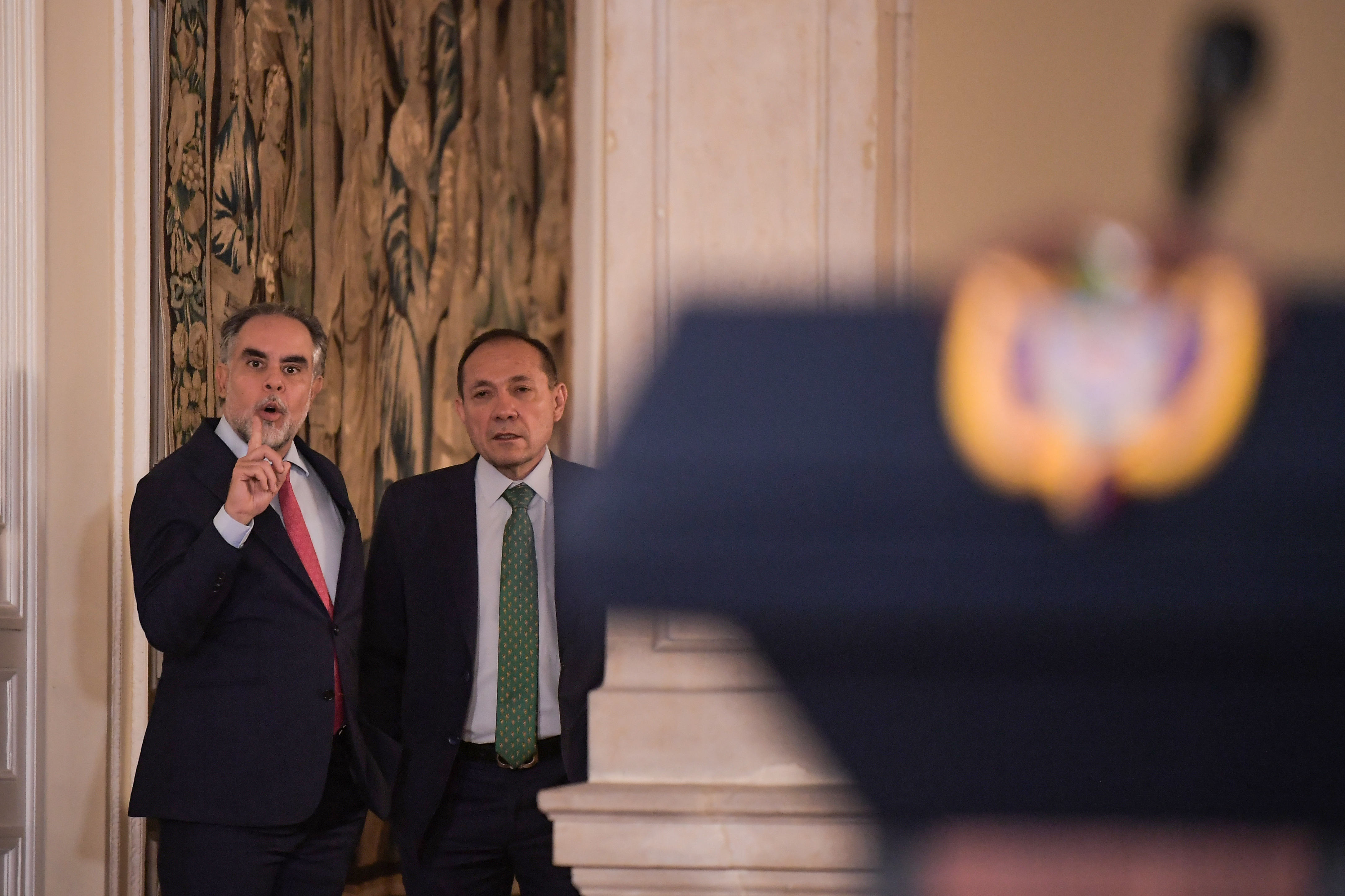 Ministro de Interior junto a Antonio Sanguino, Ministro de Trabajo del gobierno Petro