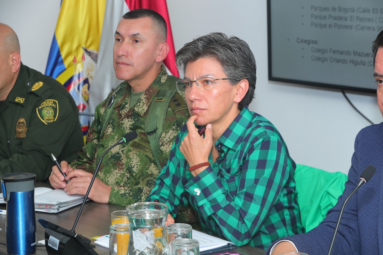 «Los vándalos creen que controlan el territorio, pero eso se les acabó hoy»: Claudia López
