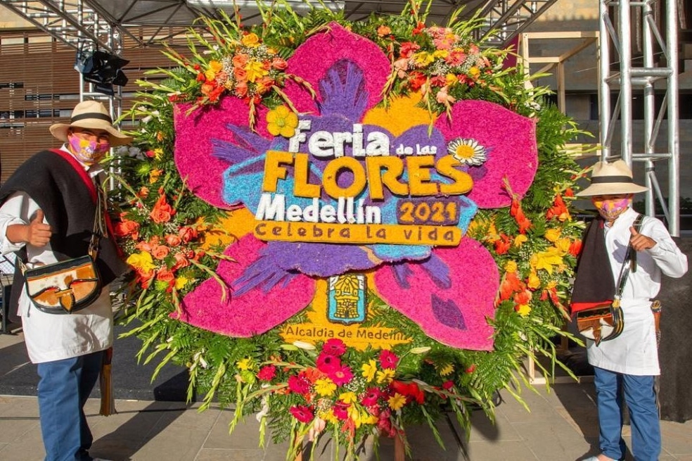 Con tutelas buscan tumbar restricciones a no vacunados en la Feria de las Flores