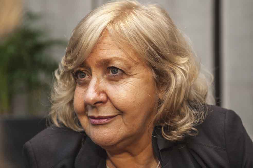 ‘Si solo se leen los titulares, seguimos siendo ignorantes’