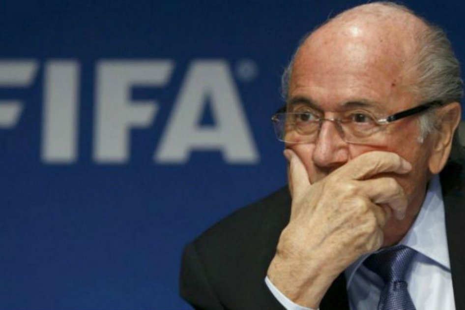 Blatter: «Felicito desde el fondo de mi corazón a Gianni Infantino»
