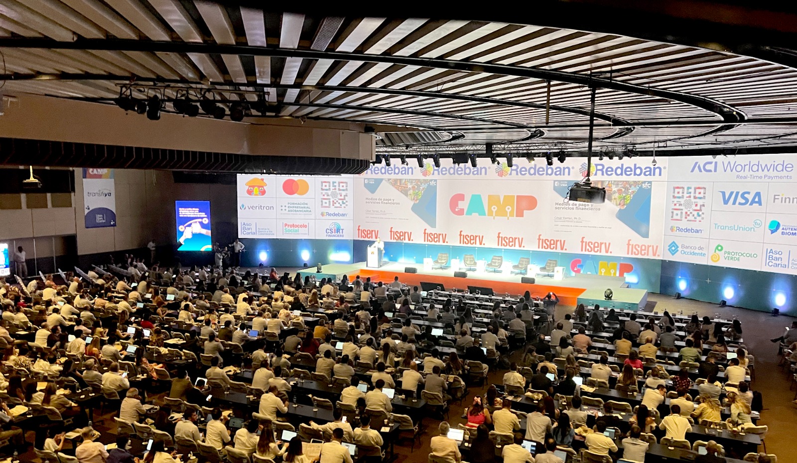 El Centro de Convenciones Cartagena de Indias (CCCI) es un icono de cumbres mundiales, congresos, foros, entre otros elementos de reuniones.