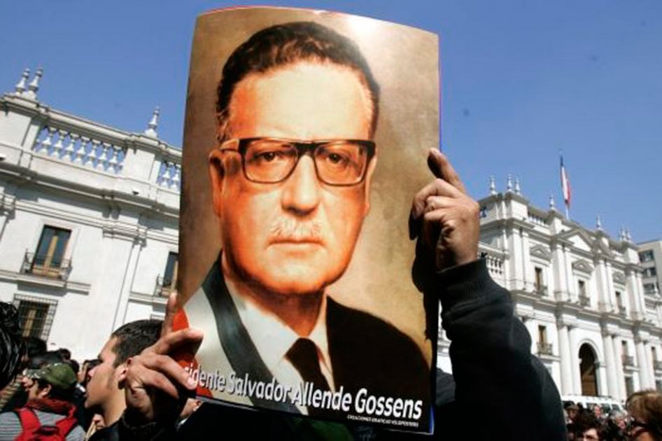 Justicia chilena cierra investigación por muerte de Allende