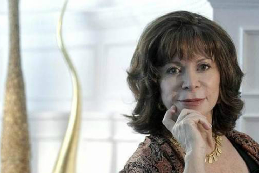El premio nacional de literatura de EEUU reconoce la obra de Isabel Allende