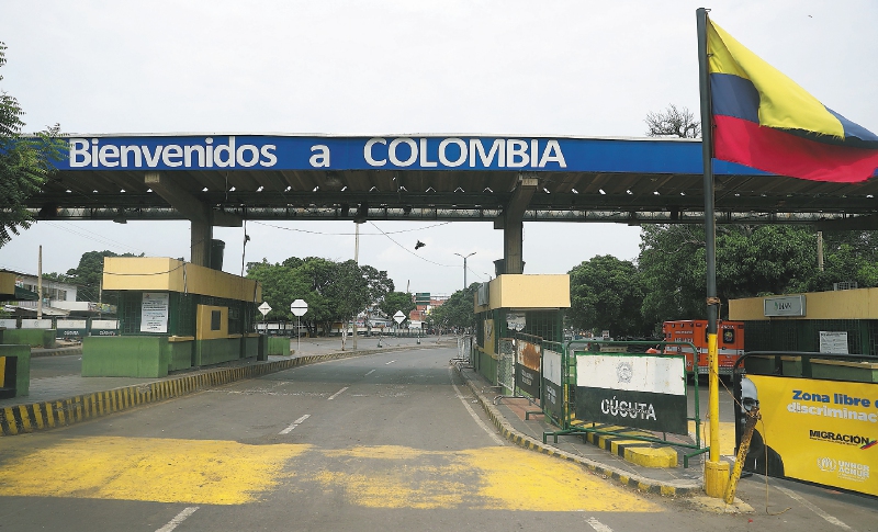 Los otros puentes (negocios) que se abren en la frontera