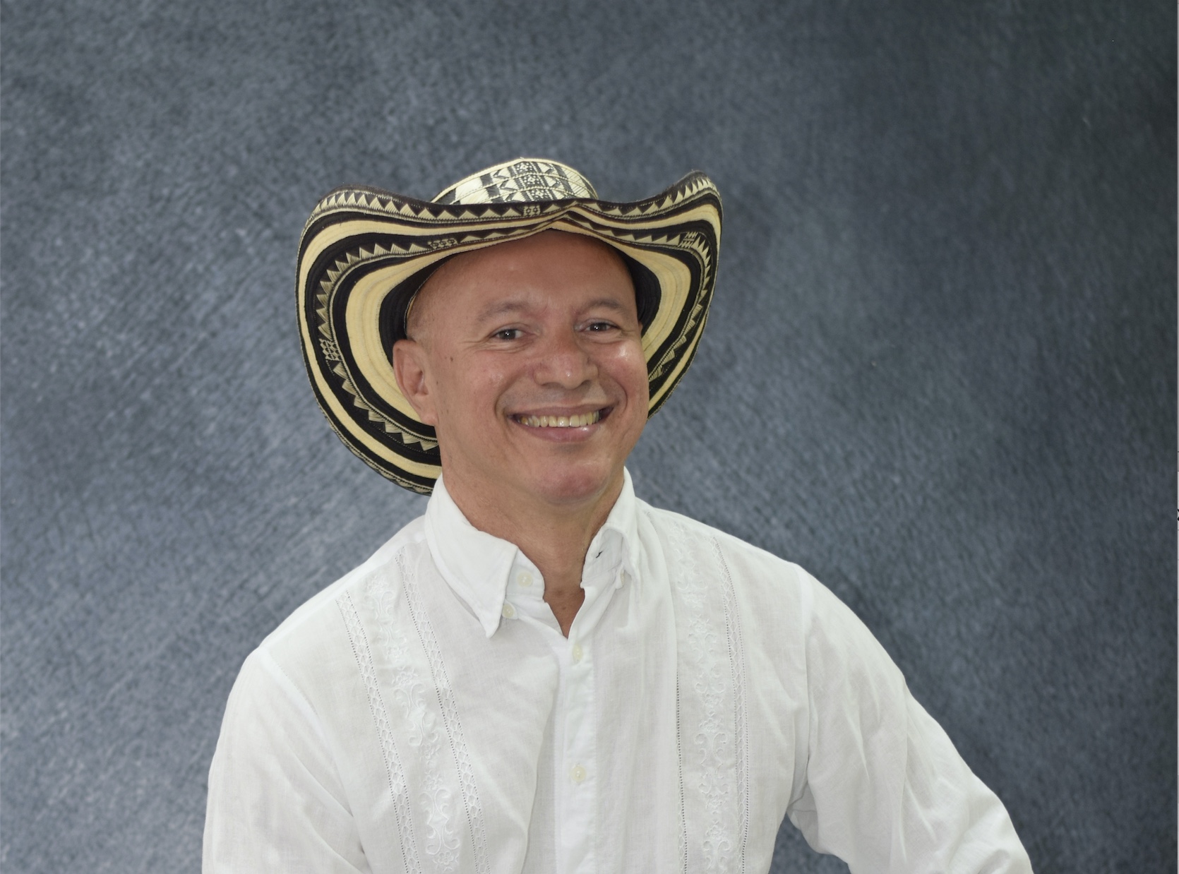El colombiano que está entre los 50 finalistas a mejor profesor del mundo