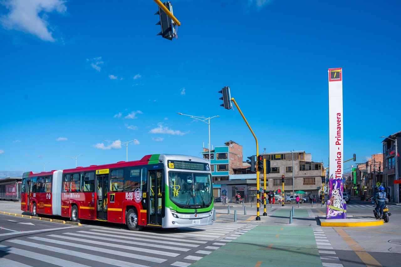 Bosa estrena tres estaciones de Transmilenio en la avenida Ciudad de Cali