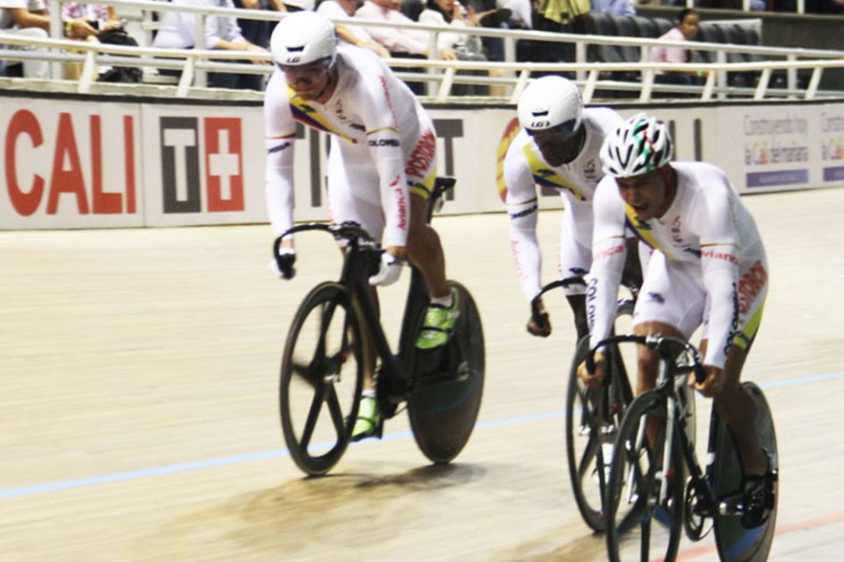 Selección Colombia para el Mundial de Pista 2015. Foto: FCC