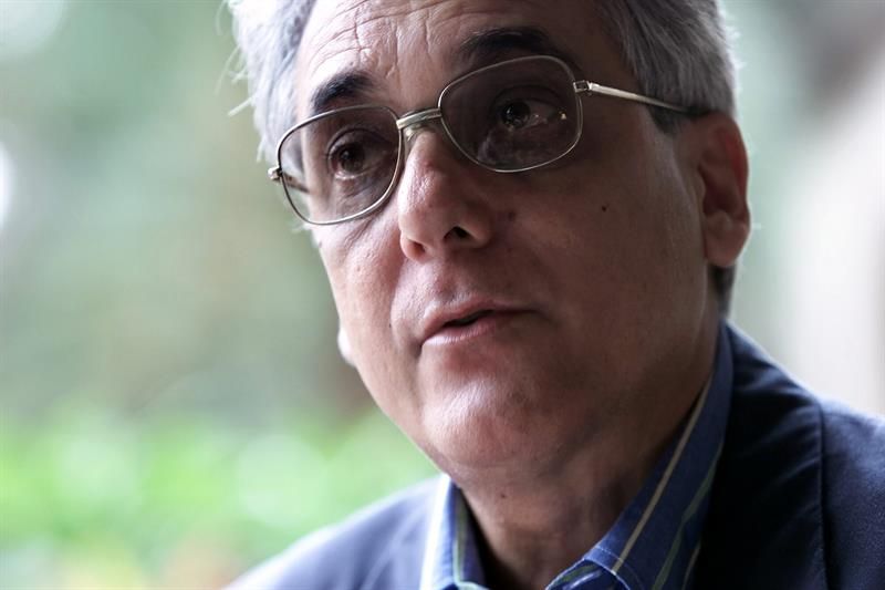 Virgilio López Lemus es poeta, ensayista, traductor, crítico, profesor e investigador literario. Nació en Fomento, Sancti Spíritus, en 1946. / EFE
