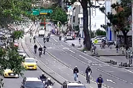Movilidad hoy: manifestantes se retiran de la carrera séptima, tráfico fluye con normalidad