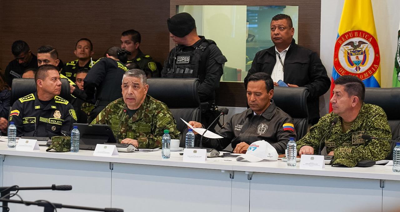 Fuerzas Militares confirman bombardeo contra el Clan del Golfo entre Chocó y Valle del Cauca