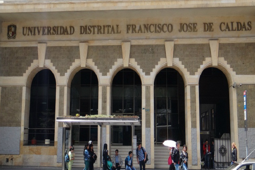 Exfuncionario de la U. Distrital, a responder por posible desvío de recursos