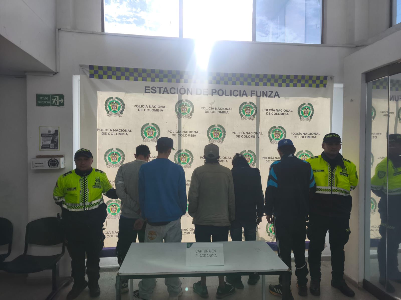 Capturan a 5 personas en Funza cuando atacaron lugar que almacenaba material electoral