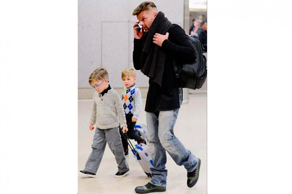 Ricky Martin se refugia en sus hijos para superar su separación