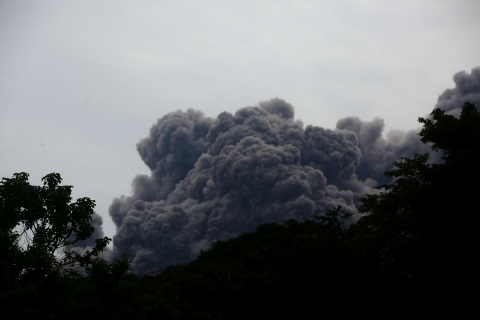 Aumentan a 99 los muertos por erupción de Volcán de Fuego en Guatemala